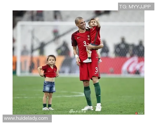 足球球星宝宝滤镜爆火全网萌态十足引发网友热议